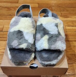 UGG Fluff Yeah Slippers - Camopop Brand New Size 8